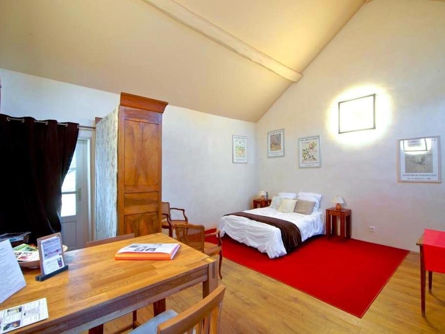 Les Temps Perdus Hotel Préhy Buitenkant foto