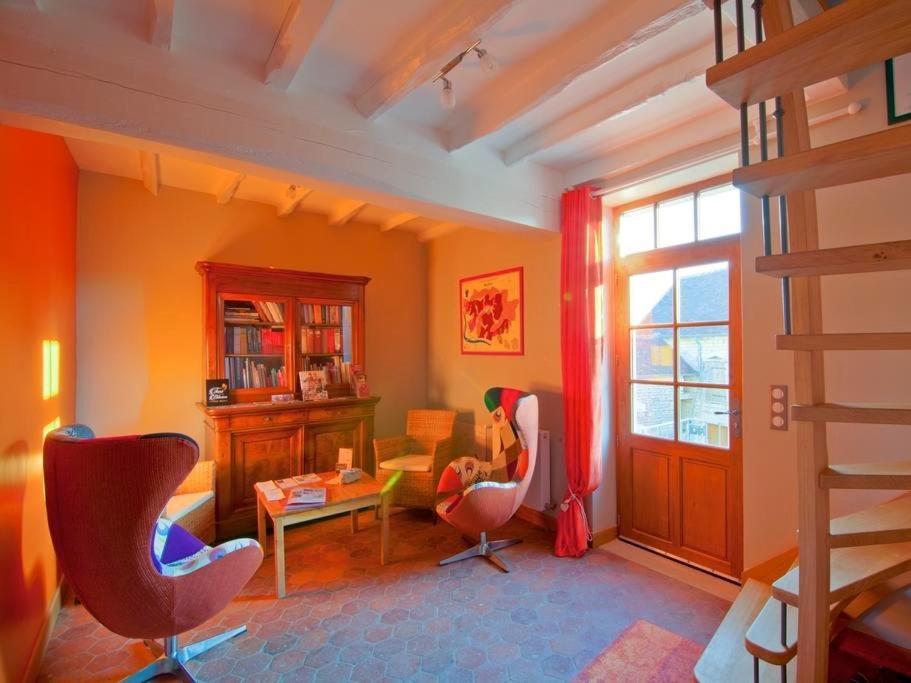 Les Temps Perdus Hotel Préhy Buitenkant foto