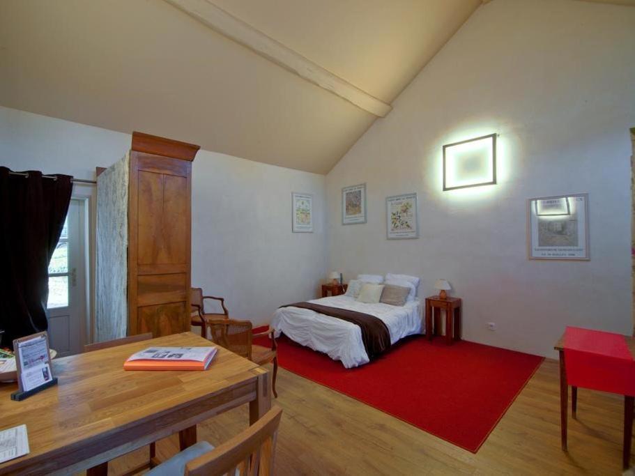 Les Temps Perdus Hotel Préhy Kamer foto